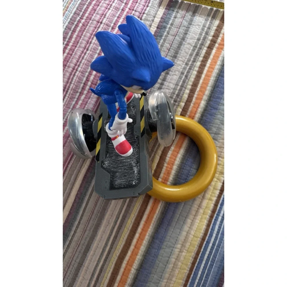 Sonic The Hedgehog Speed RC Skateboard Vehicle Gold Ring Remote READ